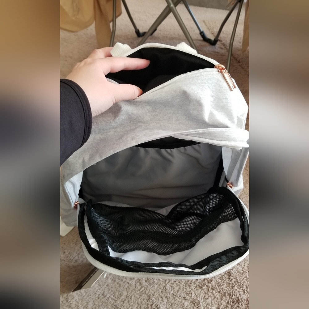 Light Grey Adidas Backpack - Picture 5 of 6